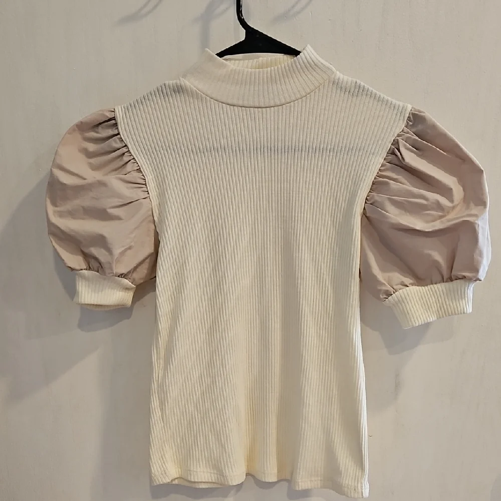 Zara Cream Ribbed Puff Sleeve Blouse S